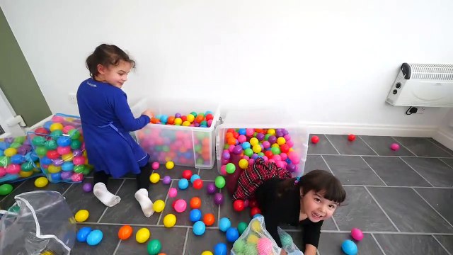 BALL PIT IN OUR HOUSE!! Kids go Crazy -) Indoor Playground Fun Ballpit Challenge-STa