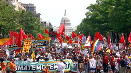 Thousands protest against Trump's climate policies