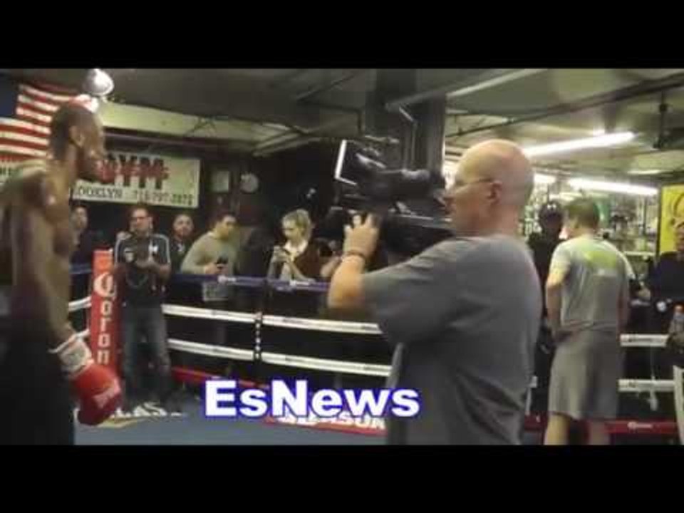 Deontay Wilder Me And Joshua Can Do FLOYD Like Numbers Breaks Down Fight - EsNews Boxing