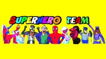 Superhero Superstars HAUNTED HOUSE - Spiderman vs Venom, Joker Girl, Kat Karmashian, Fat Superman-7mYkav