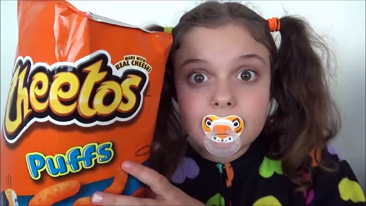 Bad Baby Giant Nachos and Candy Challenge Toy Freaks Victoria Annabelle-Fy
