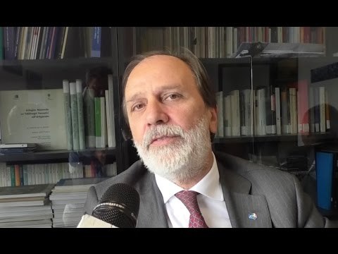 Napoli - 1 maggio: Cgil, Cisl e Uil davanti al Loreto Mare (29.04.17)