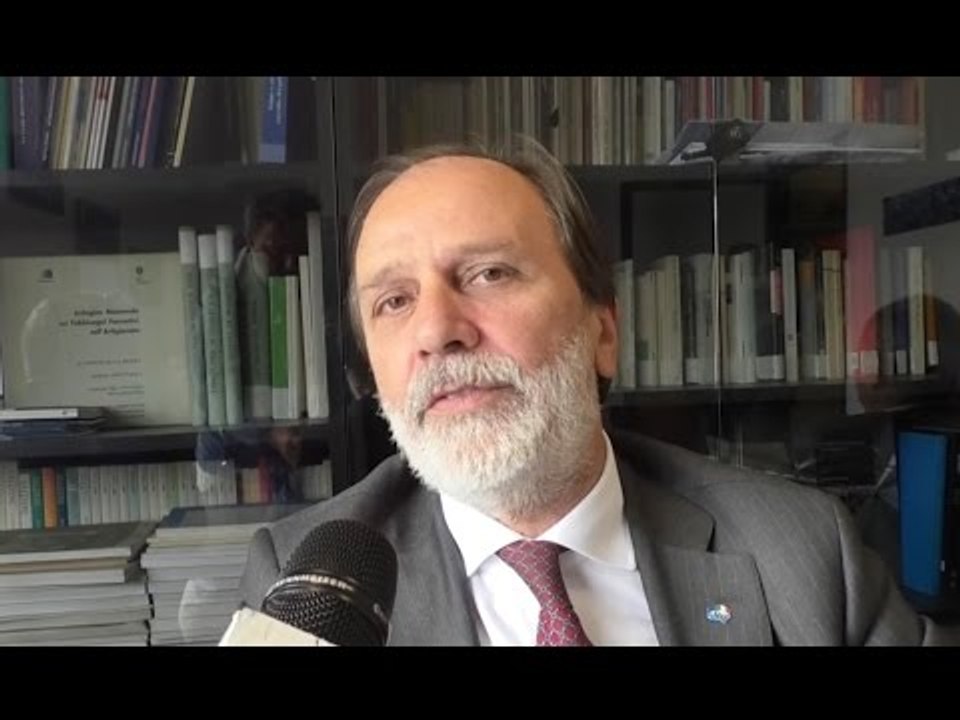 Napoli - 1 maggio: Cgil, Cisl e Uil davanti al Loreto Mare (29.04.17)