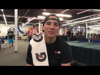 OSCAR VALDEZ - I Dont Do This For The Money I Love Boxing - esnews boxing