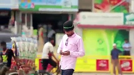 Mobile usage while you are travelling video