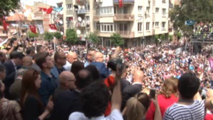 Mesir Macunu İzdihamı