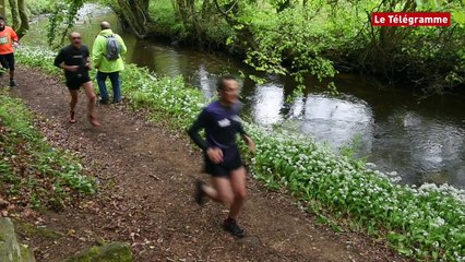 Video herunterladen: Belle-Isle-en-Terre (22). La Rando Muco fête ses 20 ans