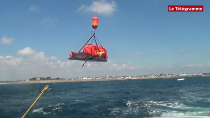 Le Guilvinec (29). Fête du Pesked : démonstration d'hélitreuilllage