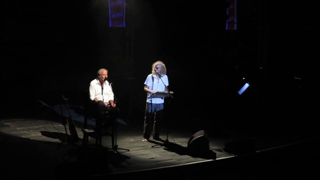 Maxime Le Forestier et Danyel Waro chantent Brassens au Teat à St Gilles (Réunion) le 9 11 13