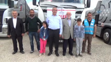 Elazığ'dan Suriye'ye 3 Tır Yardım