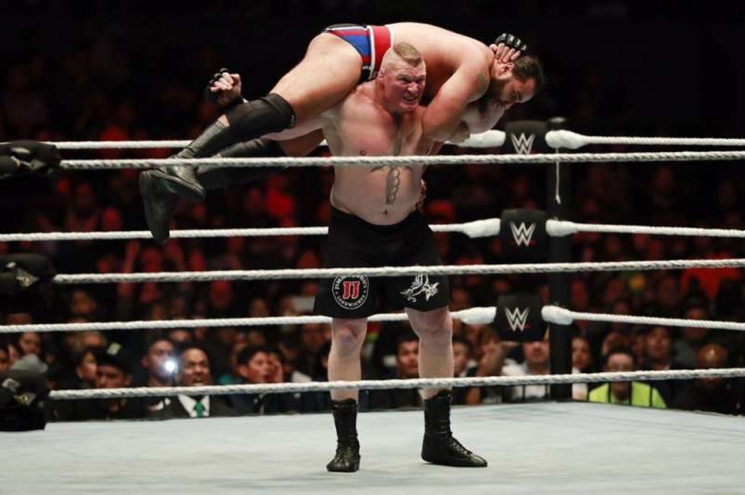 We Speak WWE - Top 10 WWE Secrets Caught On Camera