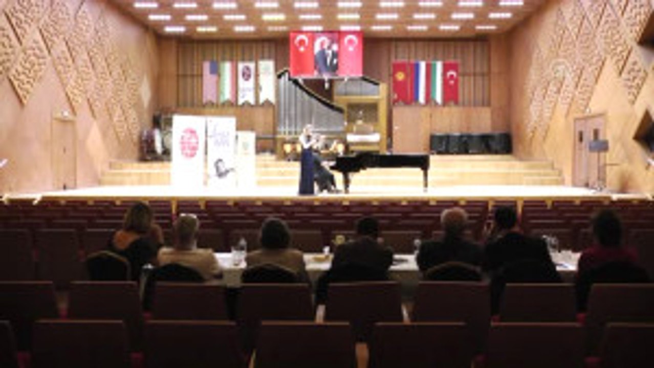 1. Suna Kan Uluslararası Keman Yarışması"