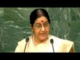 PM Modi congratulates Sushma Swaraj on UN speech, lashes out at Pak