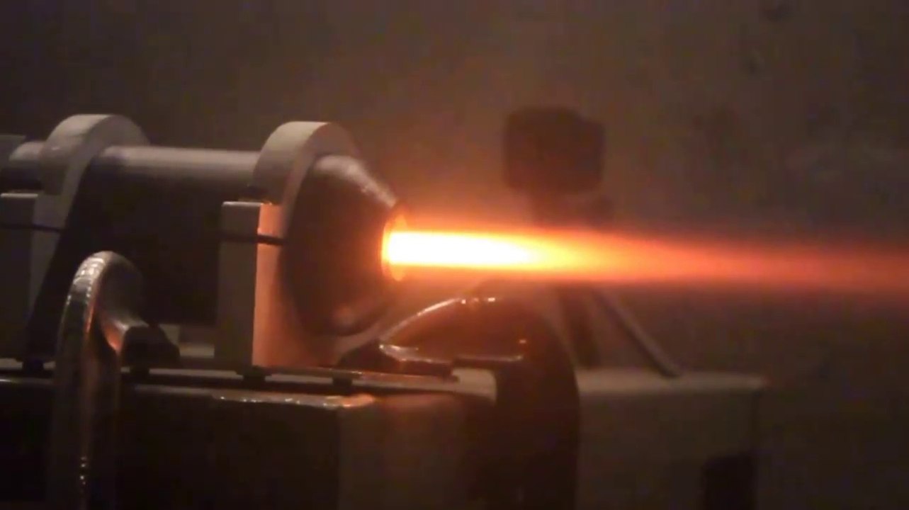 El MIT crea un cohete de plástico con una impresora 3D... ¡y funciona!