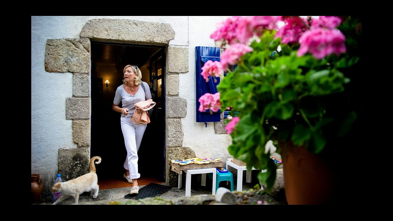 L'ÉNORME RICHESSE DE MARINE LE PEN ET DE SA FAMILLE REVELEE ! À VOIR ABSOLUMENT