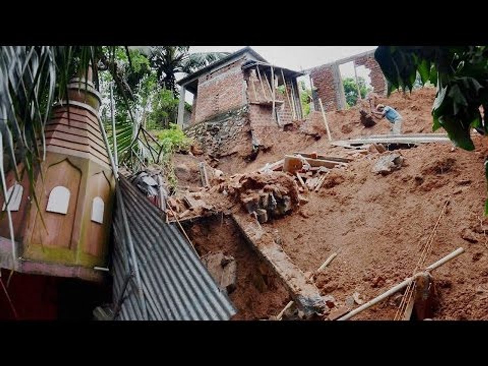 Typhoon Dujuan kills 2 in Taiwan, 324 injured