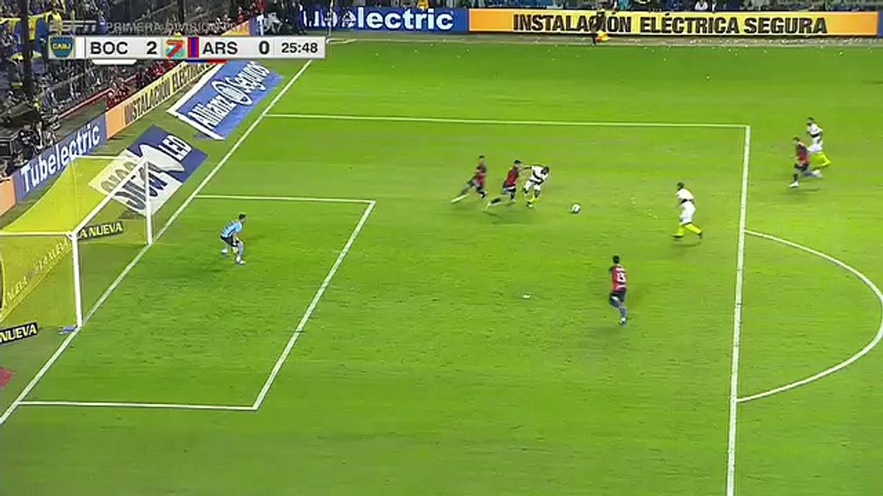Primera Division: Boca Juniors 2 - Arsenal 0 (Benedetto)