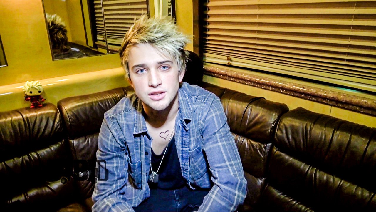 Dalton Rapattoni (from American Idol) - TOUR TIPS (Top 5) Ep. 681