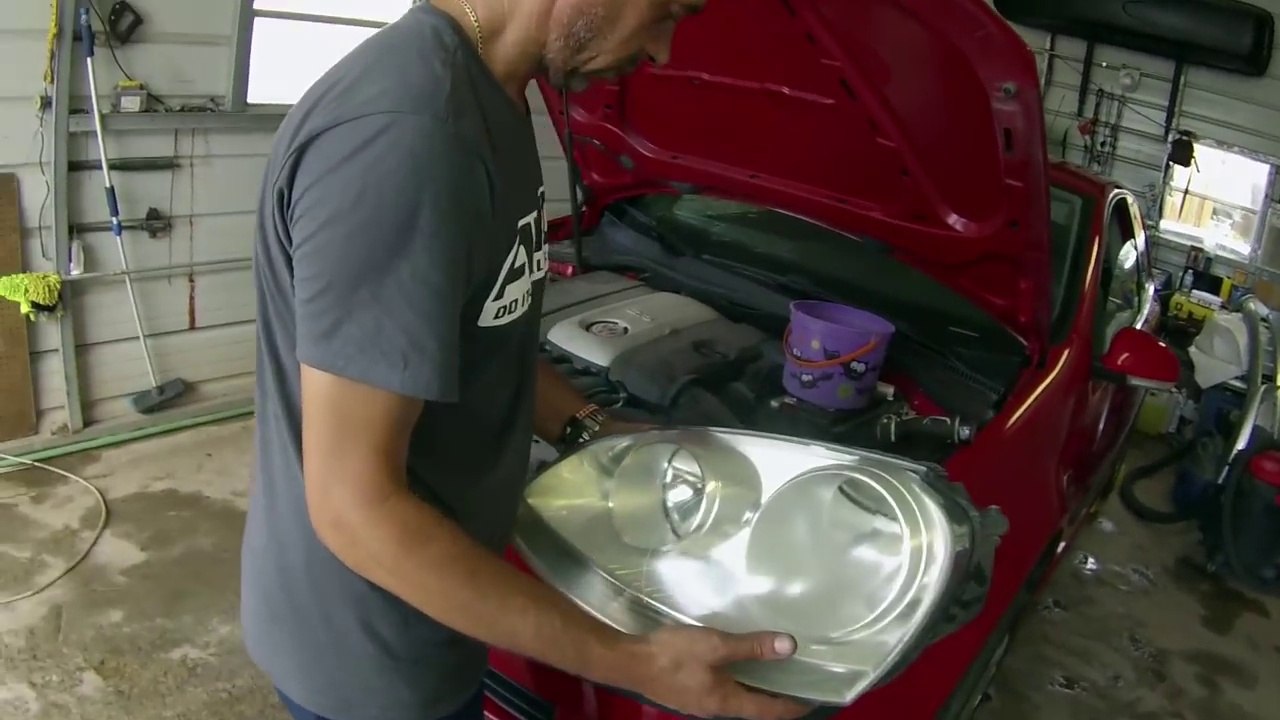 vw Golf MK5 Headlight Assembly Removal and Replacement 2005 2006 2007 2008 2009 2010