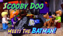 Scooby Doo Lego Mystery Mansion Finds Robin and Batman Legos with Shaggy Freddy Daphne and Velma-3igMb5R