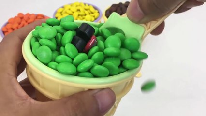 Video herunterladen: Ice Cream Cups Stacking Candy M&M Surprise Toys Blaze and the Monster Machines learn Colors for Kids-0Yup