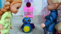 Anna And Elsa Toddlers Hatchimal Afraid Of Toilet Monster! - Elsa And Anna-a93Jpas3
