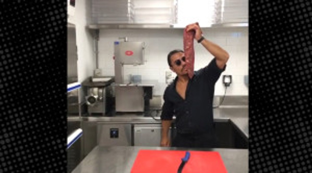 Okan Bayülgen'in "Sapkın ve Ahlaksız" Bulduğu Nusret'ten Videolu Cevap!