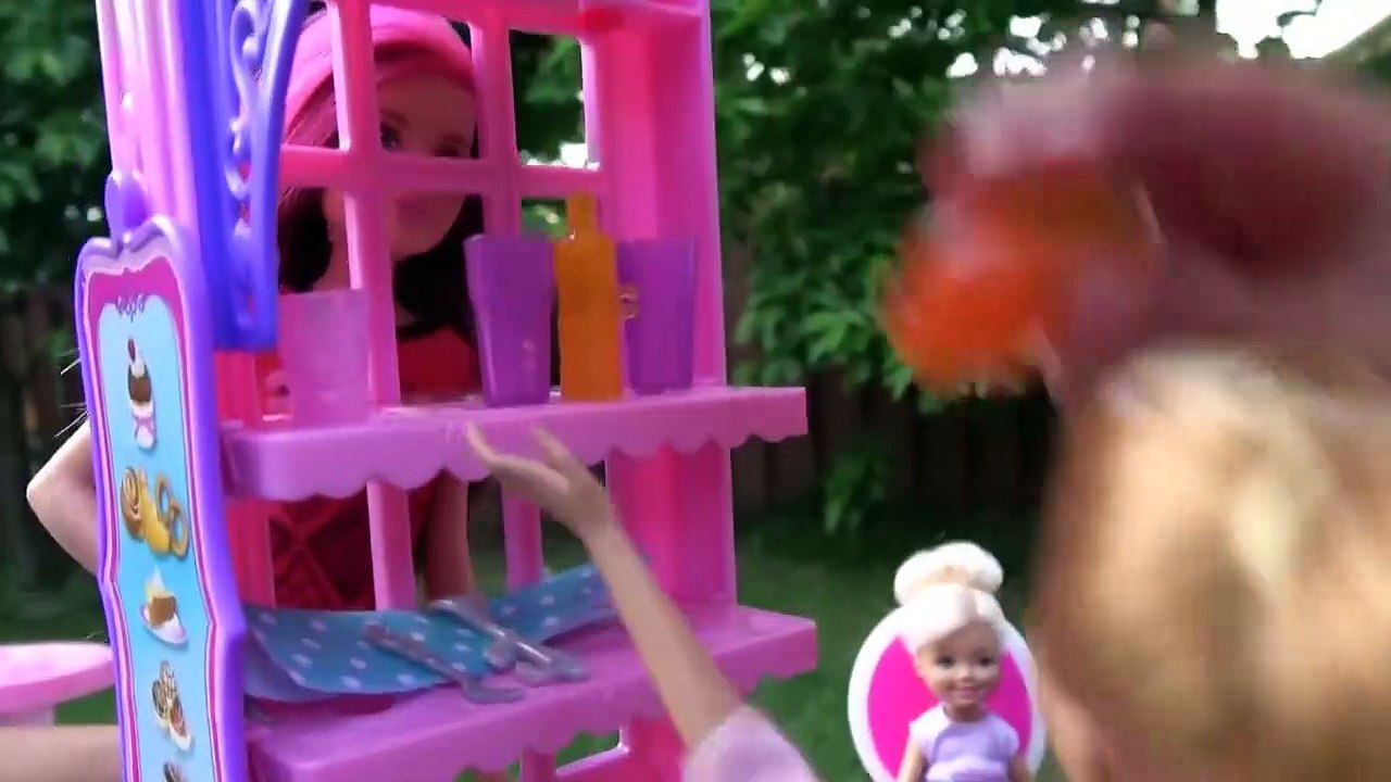 SWEET Treats Bakery ! Bad Puppy ! Barbie and her sisters enjoy Cookies and other Sweets-G