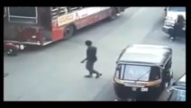 sakinaka bus accident in mumbai best bus-7AMJ2