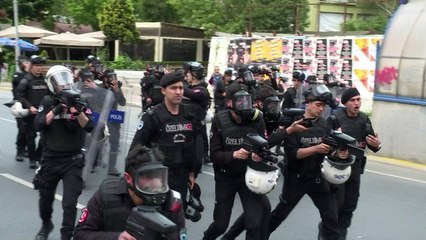 Policía turca dispersa con gases manifestación del 1 de mayo