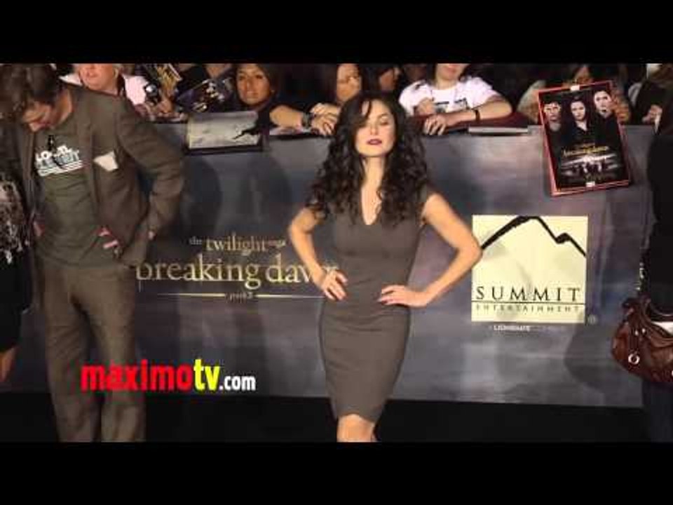 Brooke Lyons TWILIGHT "Breaking Dawn Part 2" Premiere ARRIVALS