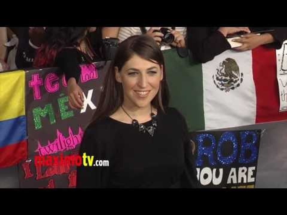 Mayim Bialik TWILIGHT "Breaking Dawn Part 2" Premiere ARRIVALS