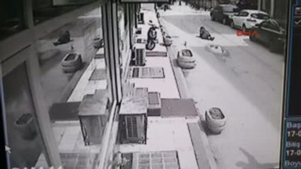 Düzce'de Otoparkta Silahlı Kavga Güvenlik Kamerasında