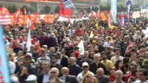 Türk Tabipleri Birliği Başkanı Raşit Tükel, Bakırköy'deki 1 Mayıs Kutlamalarında Konuştu