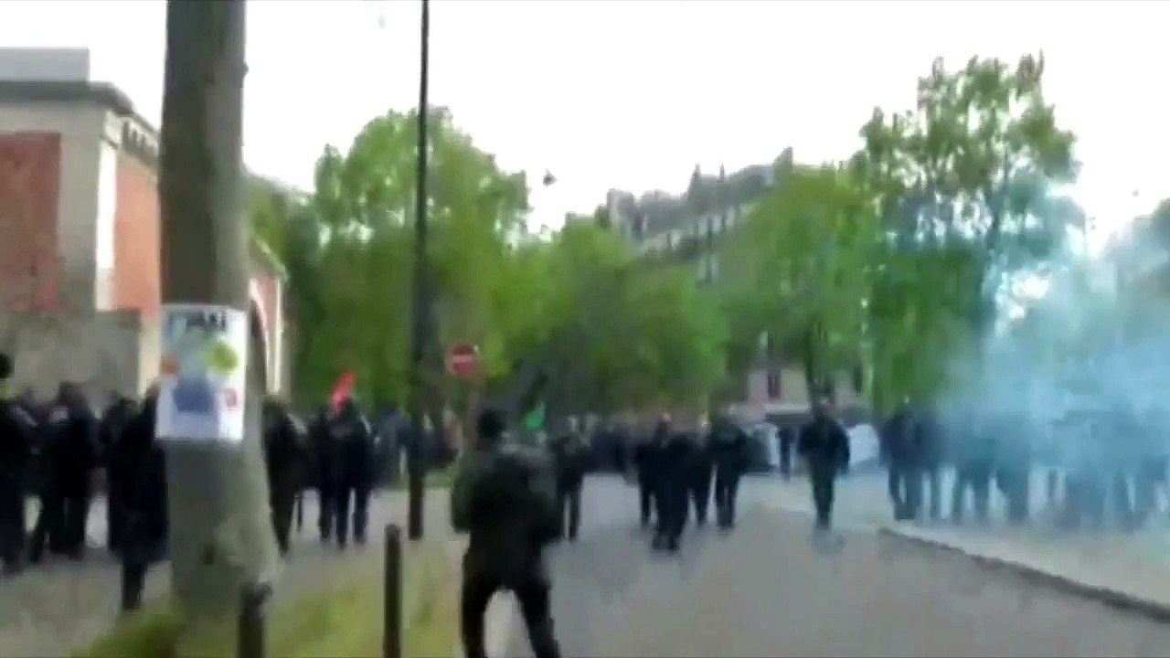 DES EXPLOSIONS ENTENDUES LORS DES MANIFESTATIONS DU 1er MAI 2017 À PARIS