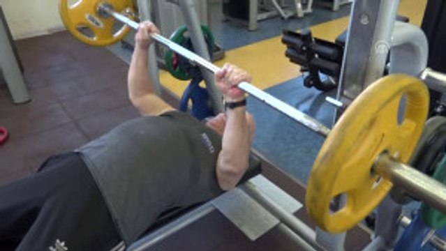 84 Yaşında Vücut Geliştirme Sporu Yapıyor