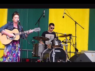 Tobazco  Wild  Band en concert  au  carrefour  lemoine