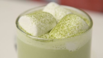 How To Concoct A Matcha White Hot Chocolate That Will Help Your Heart