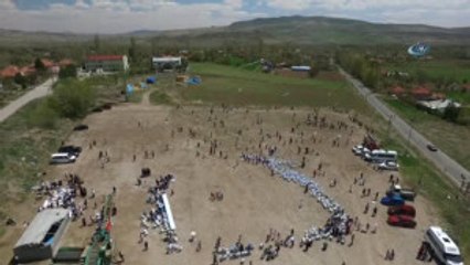 Gemerek'te Uçurtma Şenliği Düzenlendi