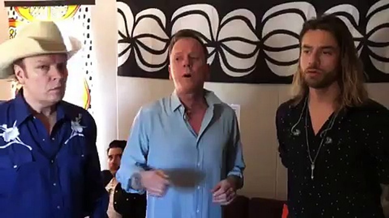 Kiefer Sutherland #stagecoach 2017