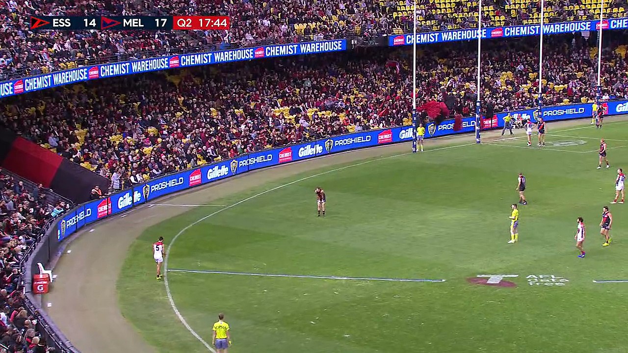 Melbourne vs Essendon: Second Quarter - Round 6, 2017