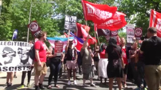 Dünyada 1 Mayıs - Işçi Haklarına ve Trump'ın Göçmen Politikalarına Dikkati Çeken Yürüyüş...