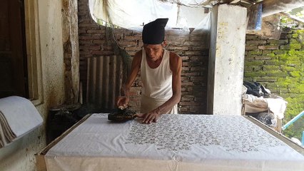 Mahakarya asli anak bangsa untuk dunia, Batik cap asli kota solo