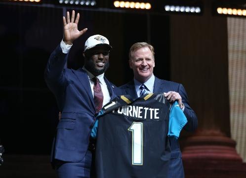 Should college football players skip their bowl games?