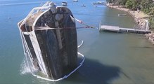 Overturned Houseboat Gets Pulled From Noosa River