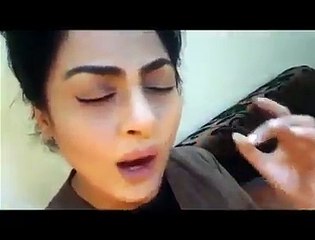 girl singing a song very nice song on dailymotion video