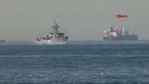 2 Rus Savaş Gemisi Istanbul Boğazı'ndan Geçti