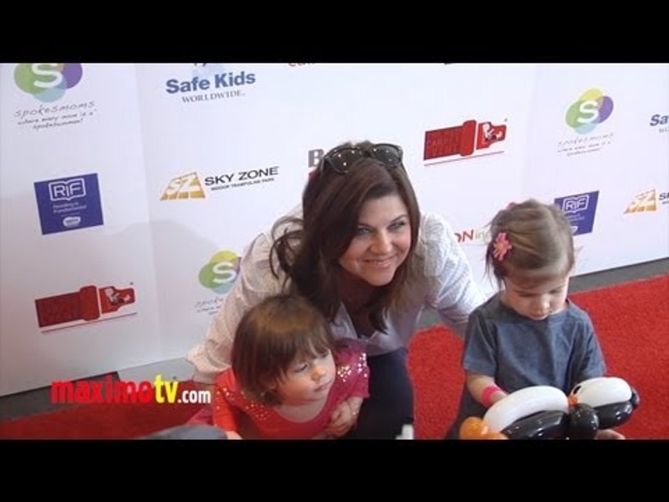 Tiffani Thiessen and Kids at 2nd Annual Red CARpet Event Arrivals