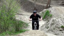 How To Jump On A Mountain Bike _ MTB Skills-6f-