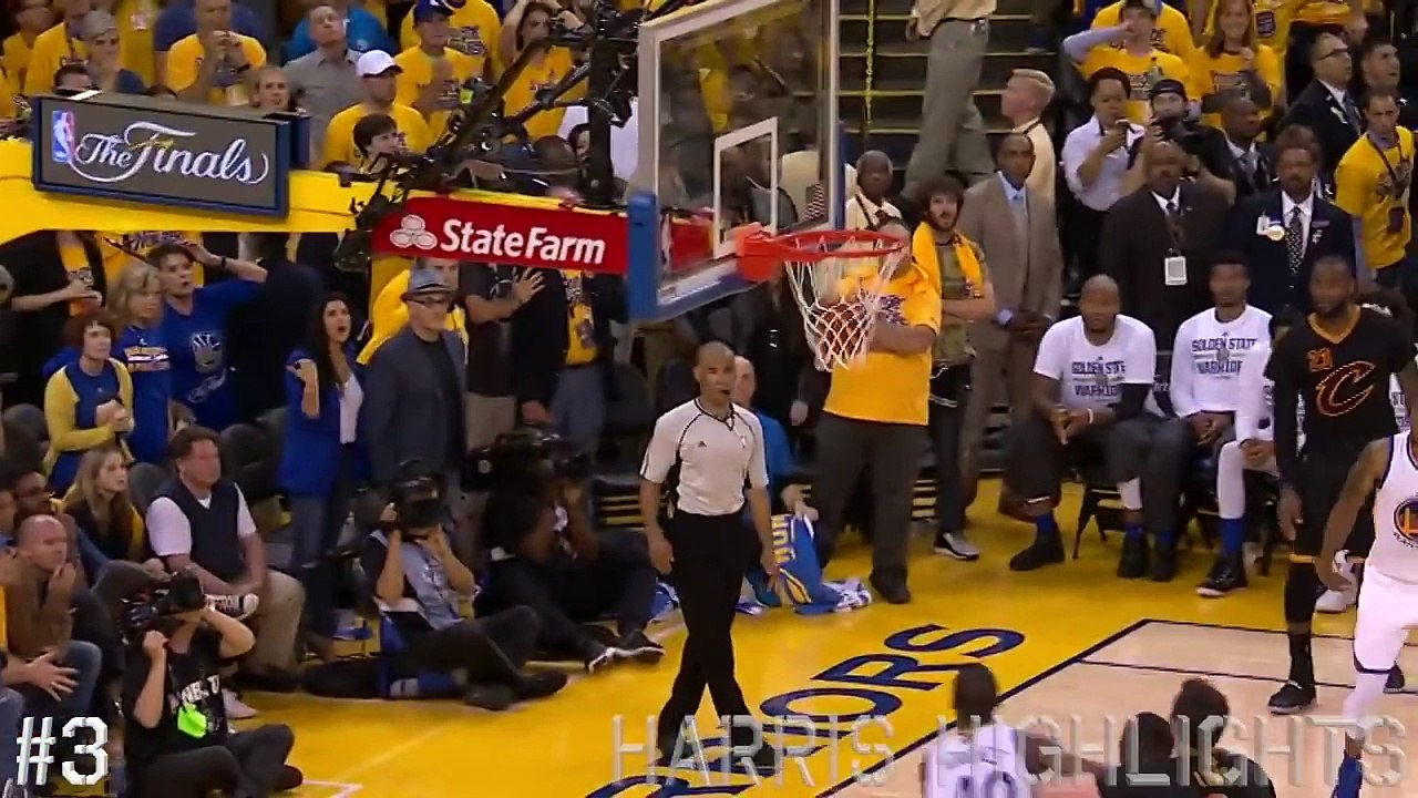 Top 100 Plays of the '15-16 NBA Season_48
